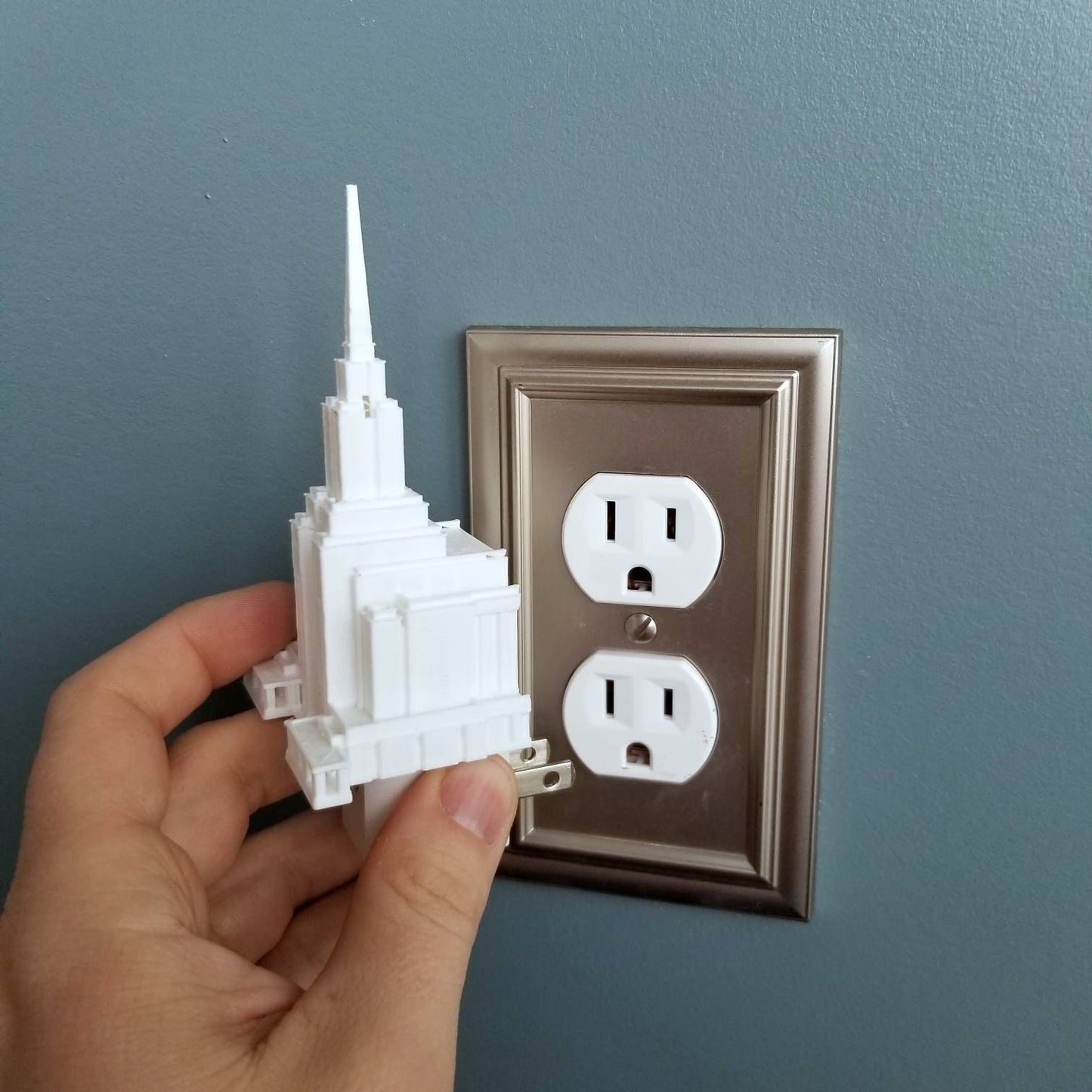 Oquirrh Mountain Utah Temple Night Light (Plug-in, LED)