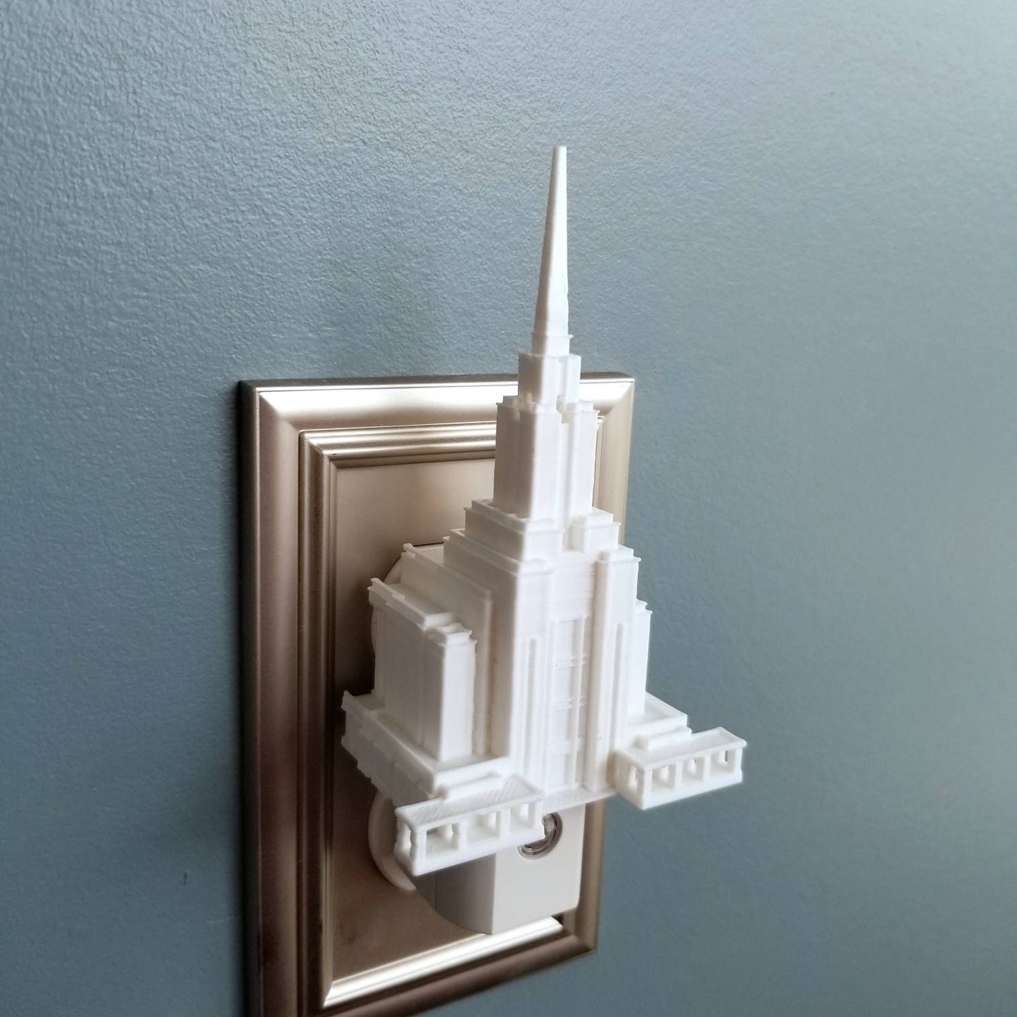 Oquirrh Mountain Utah Temple Night Light (Plug-in, LED)