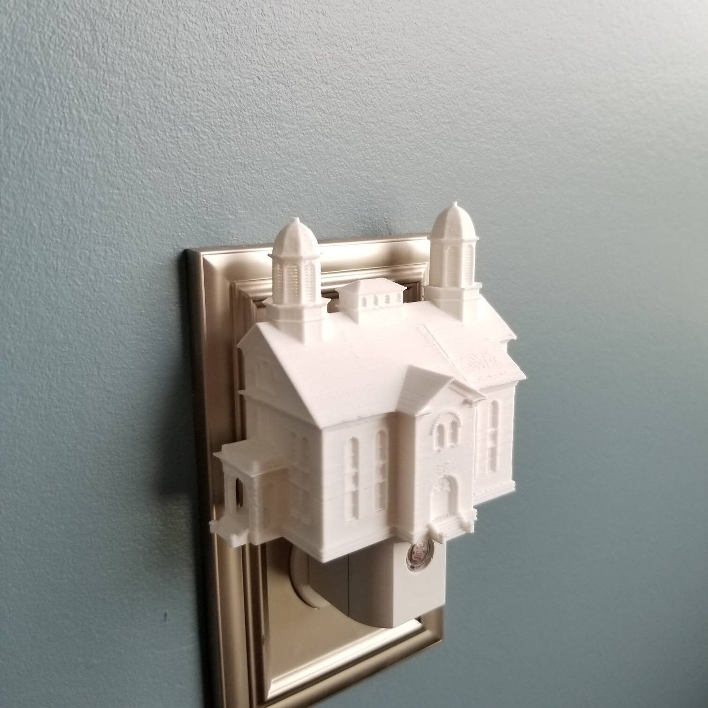 Vernal Utah Temple Night Light (Plug-in, LED)