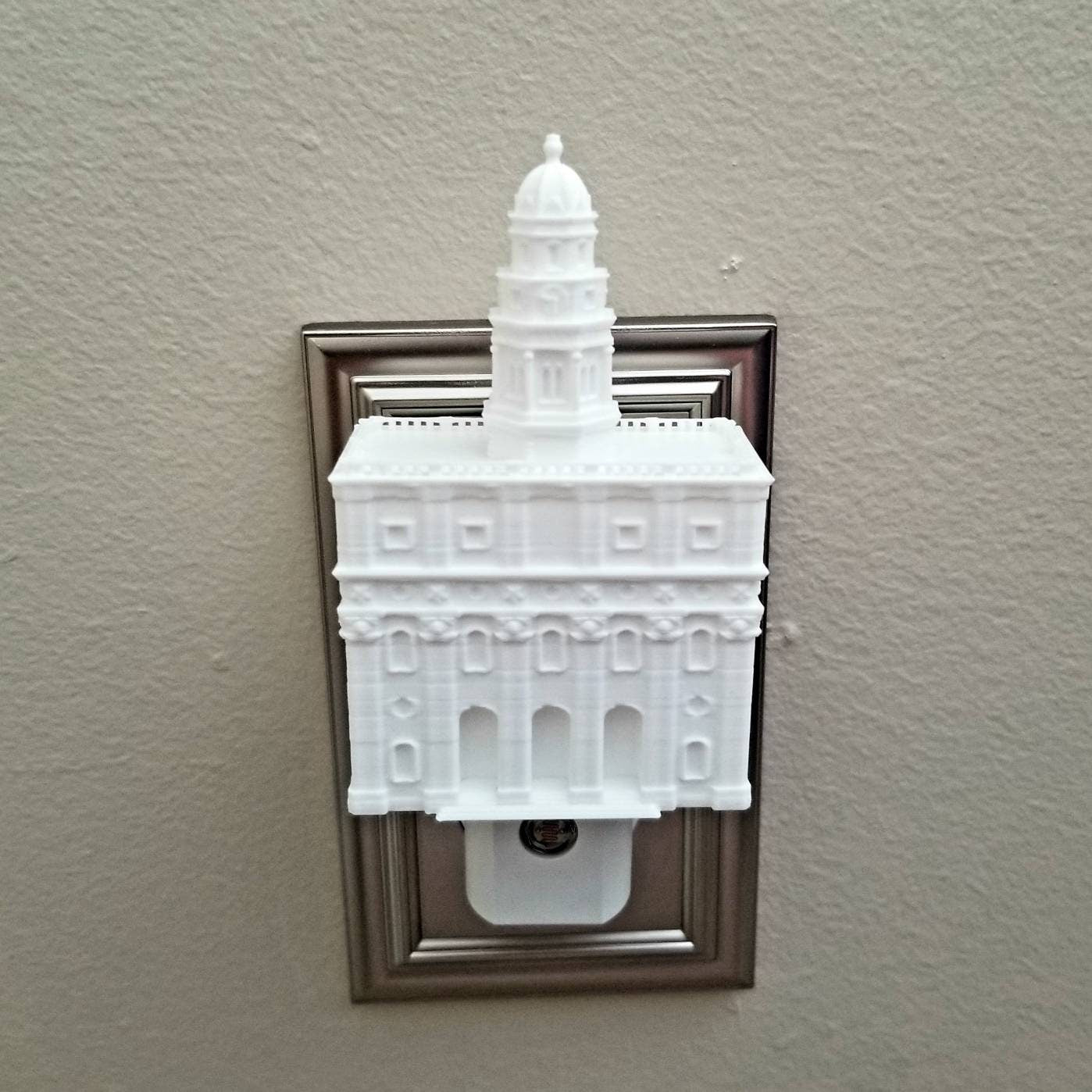 Nauvoo Temple Night Light (Plug-in, LED)