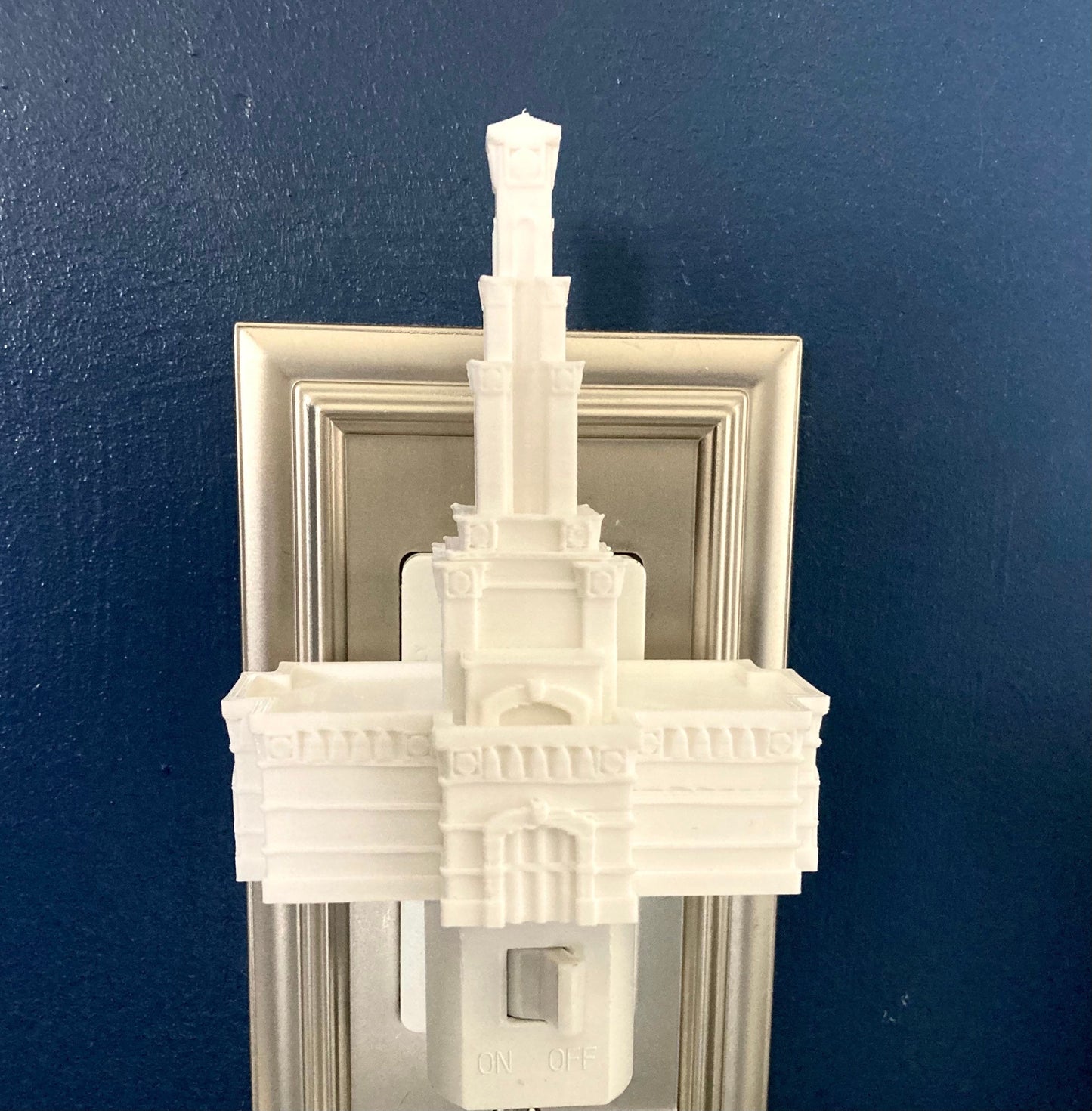 Columbia River Washington Temple Night Light (Plug-in, LED)