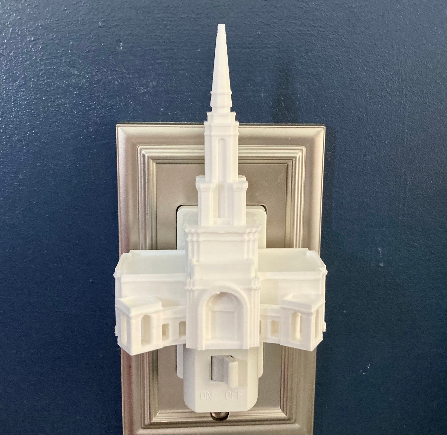 Sacramento California Temple Night Light (Plug-in, LED)